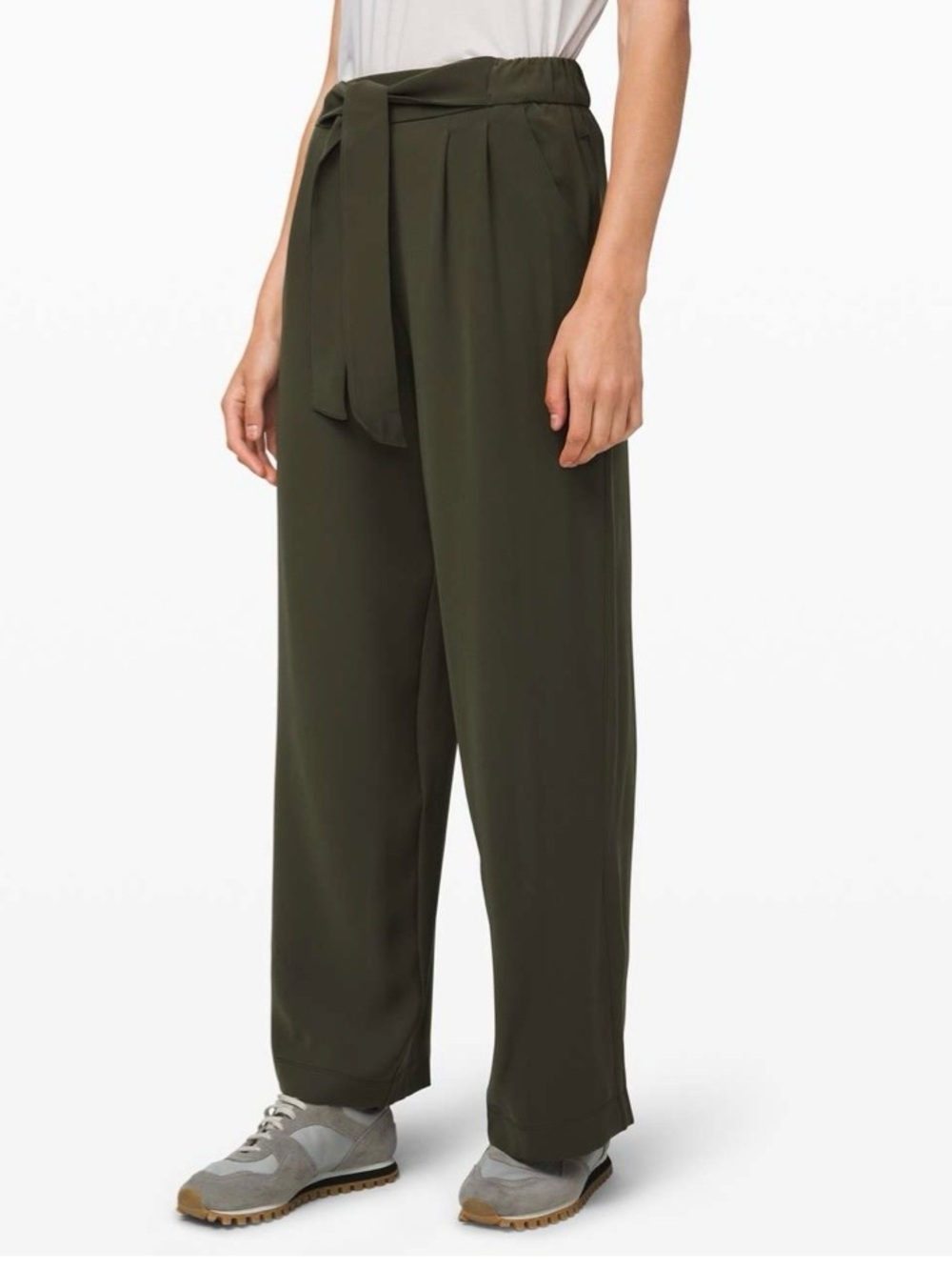 Lululemon Women’s Noir Pant Size 4 Dark Olive High Rise Tie Front Wide Leg